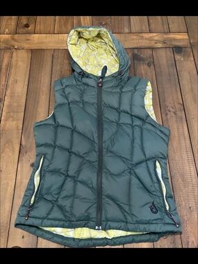 Isis Quilted Hooded Puffer Vest in Sage Green with Yellow Lining